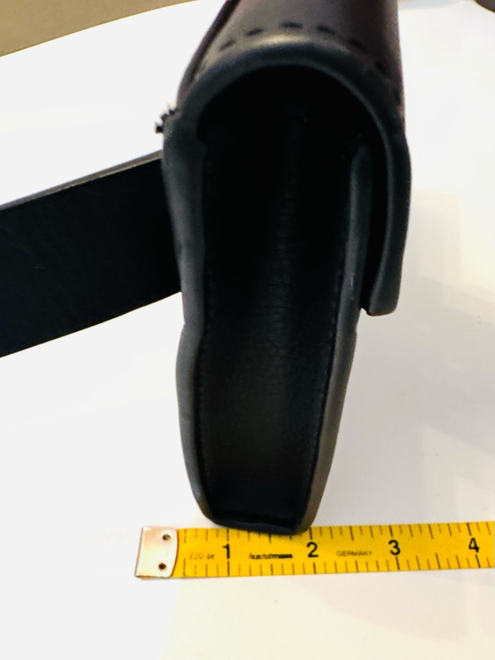 Michael Kors Black Leather S/M belt with Pouch - Picture 9 of 9